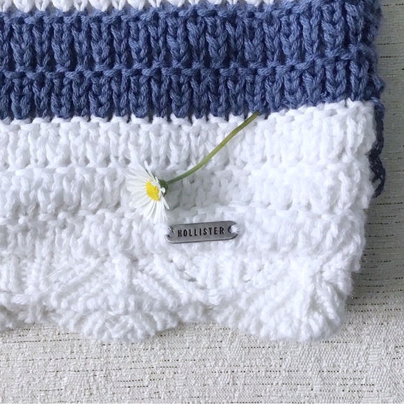 Hollister Knit Top Scallop Hem Adjustable Straps Tie in Back White with Stipes - Picture 10 of 10